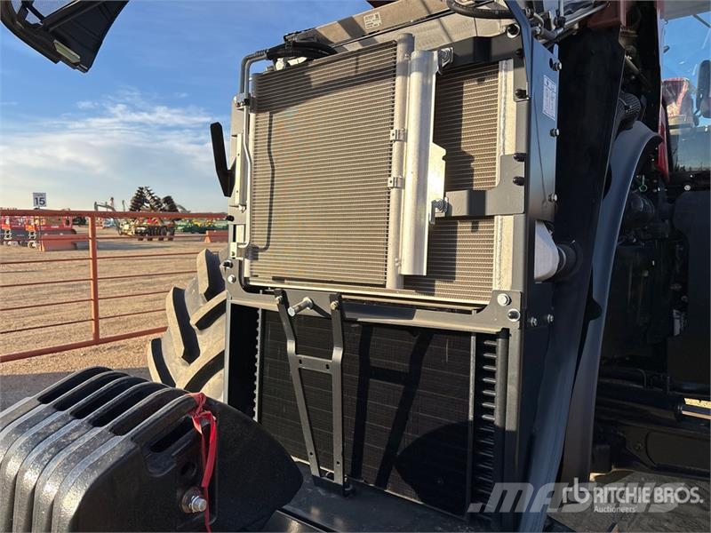 Case IH Magnum 250 4WD Tractor الجرارات
