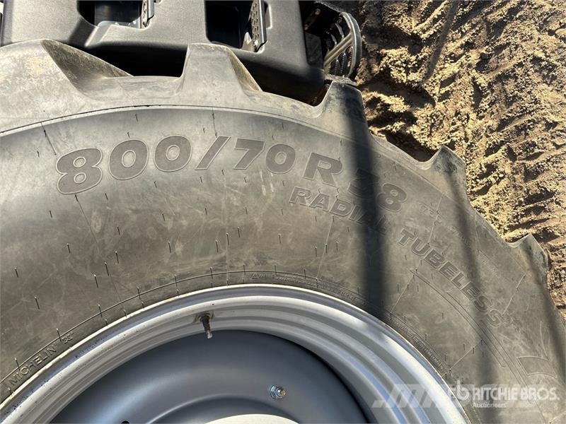 Case IH Magnum 250 4WD Tractor الجرارات