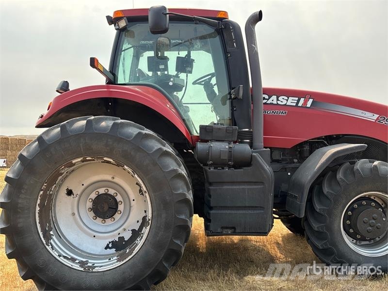 Case IH Magnum 290 Traktoriai