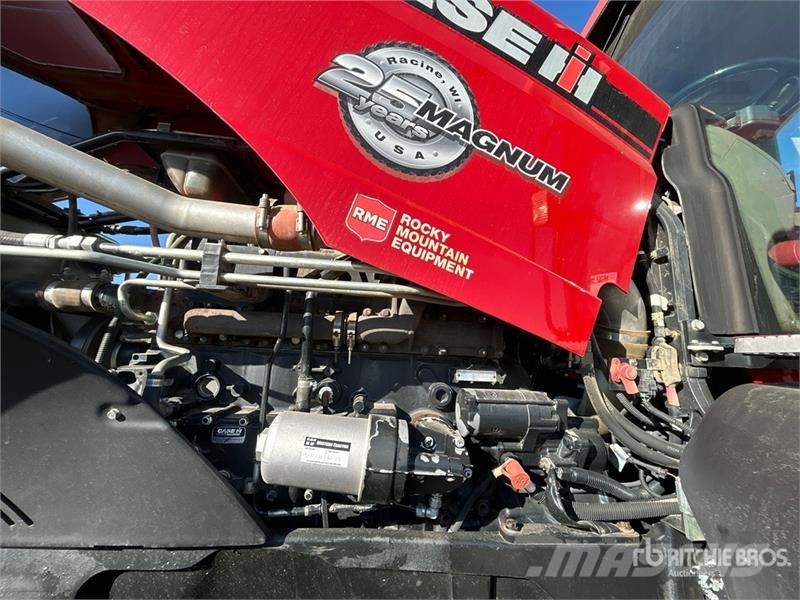 Case IH Magnum 340 4WD Tractor الجرارات