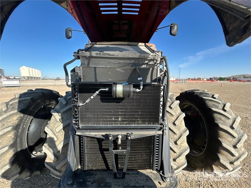 Case IH Magnum 340 4WD Tractor الجرارات