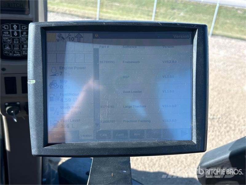 Case IH Magnum 340 4WD Tractor الجرارات