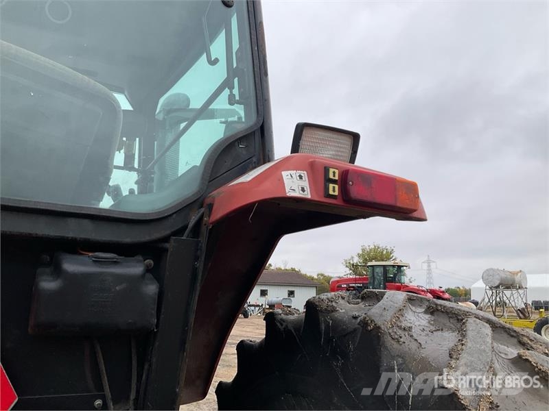 Case IH MX135 4WD Tractor Traktory