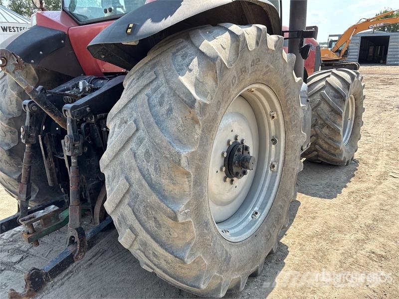 Case IH MX180 4WD Tractor Трактори
