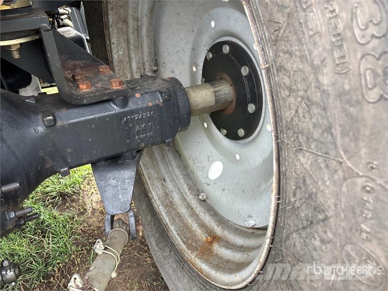 Case IH MXU130 Traktorit