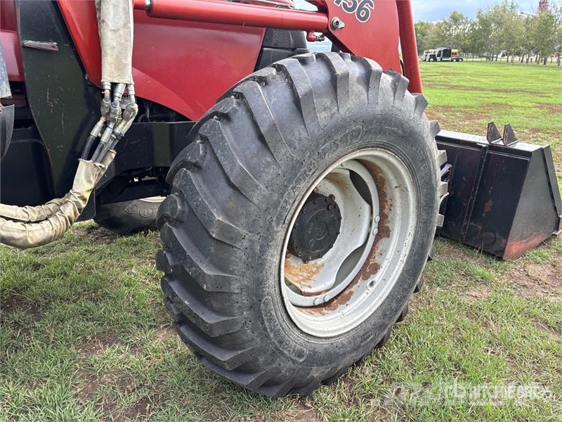 Case IH MXU130 Traktorit