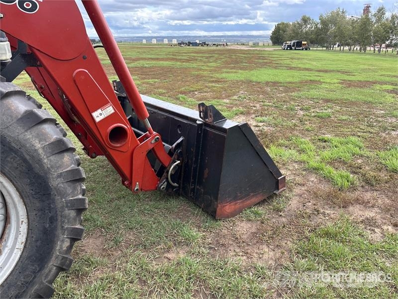 Case IH MXU130 Traktorit