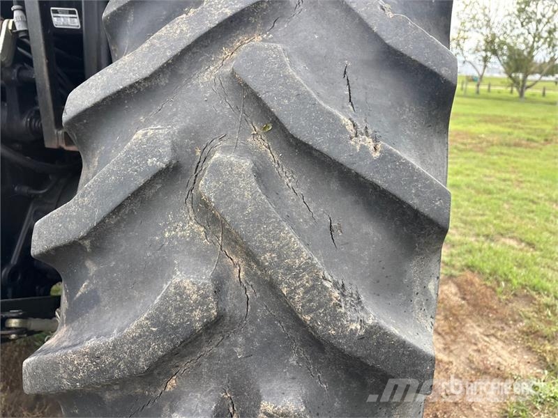 Case IH MXU130 Traktorit