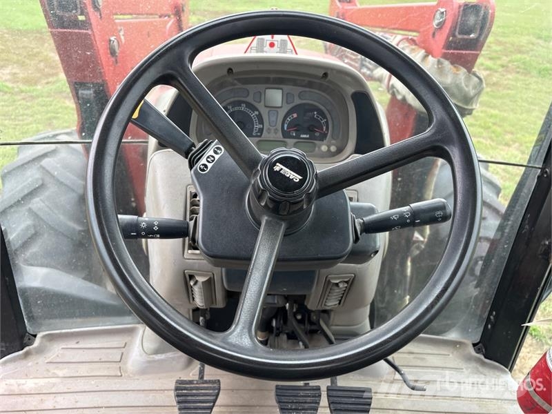 Case IH MXU130 Traktorit