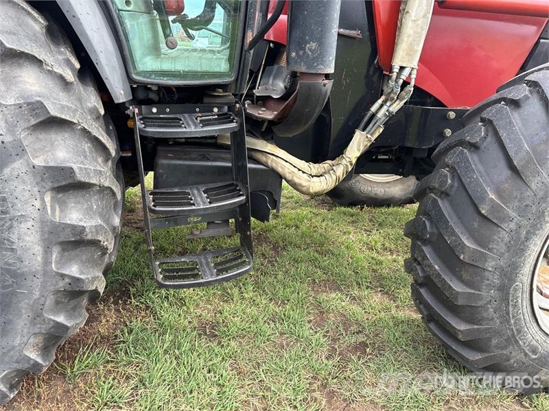Case IH MXU130 Traktorit