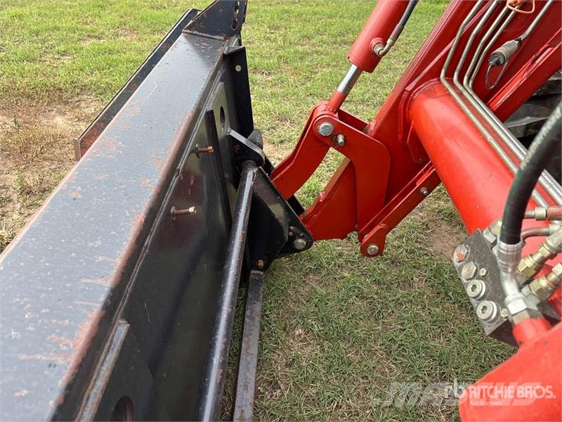 Case IH MXU130 Traktorit