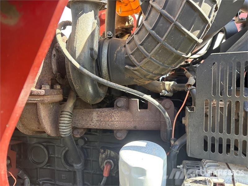 Case IH MXU130 拖拉机/农用车