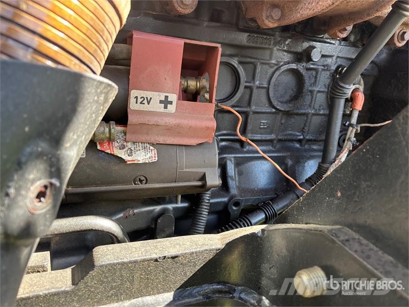 Case IH MXU130 拖拉机/农用车