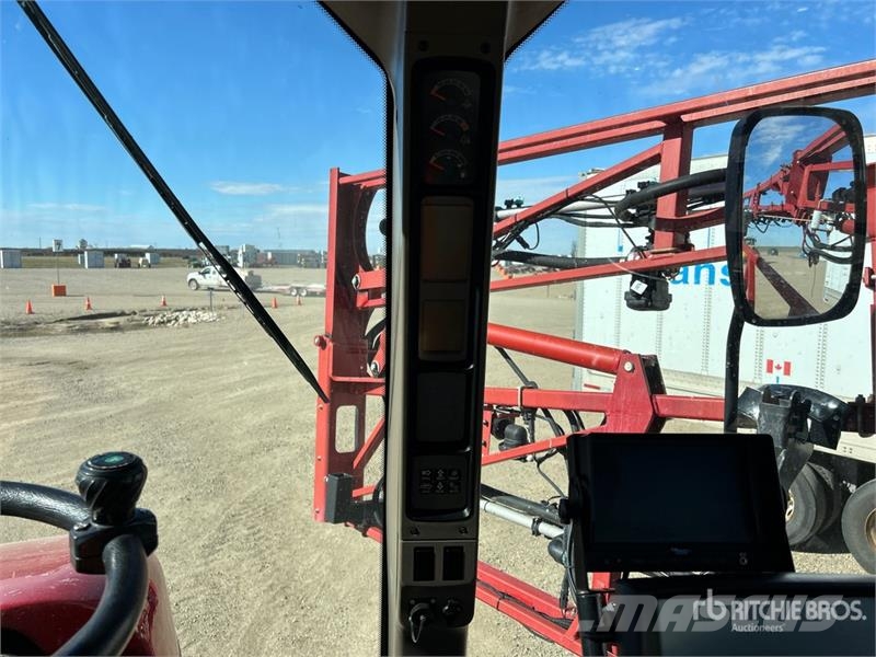 Case IH Patriot 3330 100 ft 4x4 High Clearance Self-Propel رشاشات ذاتية الحركة