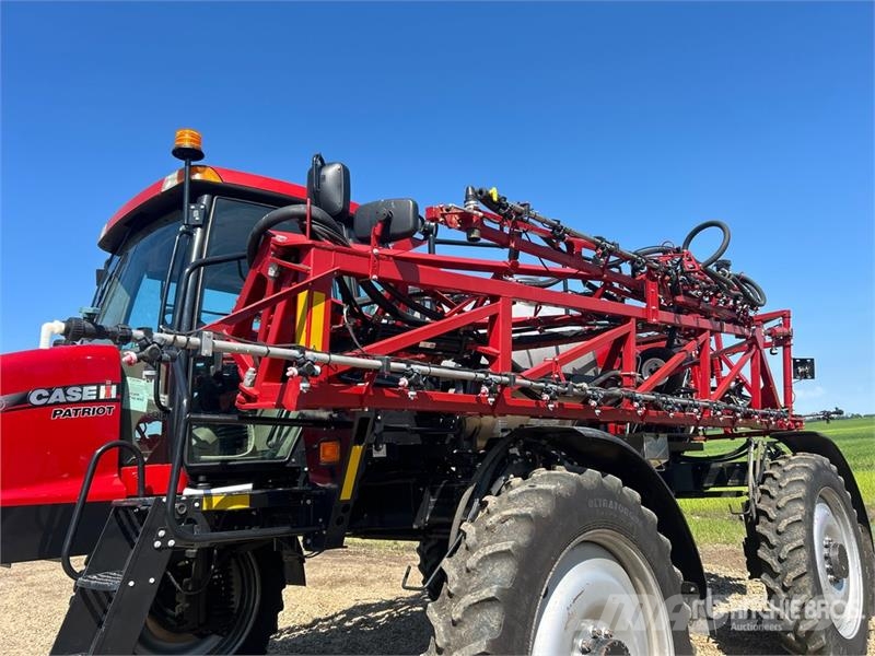 Case IH Patriot 3330 120 ft 4x4 High Clearance Self-Propel Irroratrici semoventi