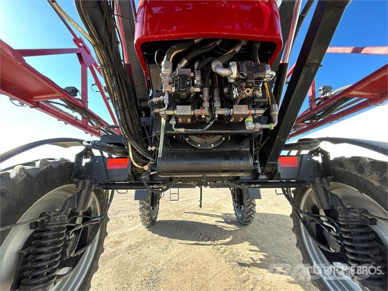 Case IH Patriot 3330 100 ft 4x4 High Clearance Self-Propel رشاشات ذاتية الحركة