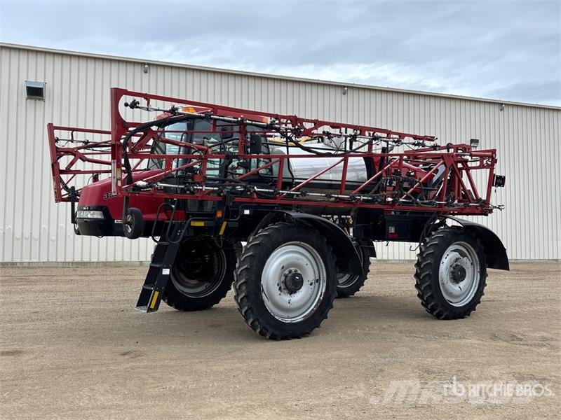 Case IH Patriot 3330 100 ft 4x4 High Clearance Self-Propel Itsekulkevat ruiskut