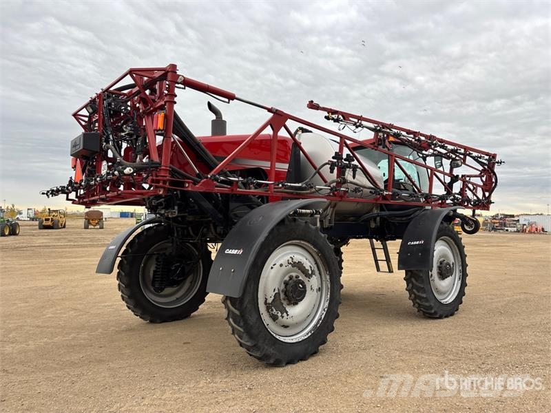 Case IH Patriot 3330 100 ft 4x4 High Clearance Self-Propel Itsekulkevat ruiskut