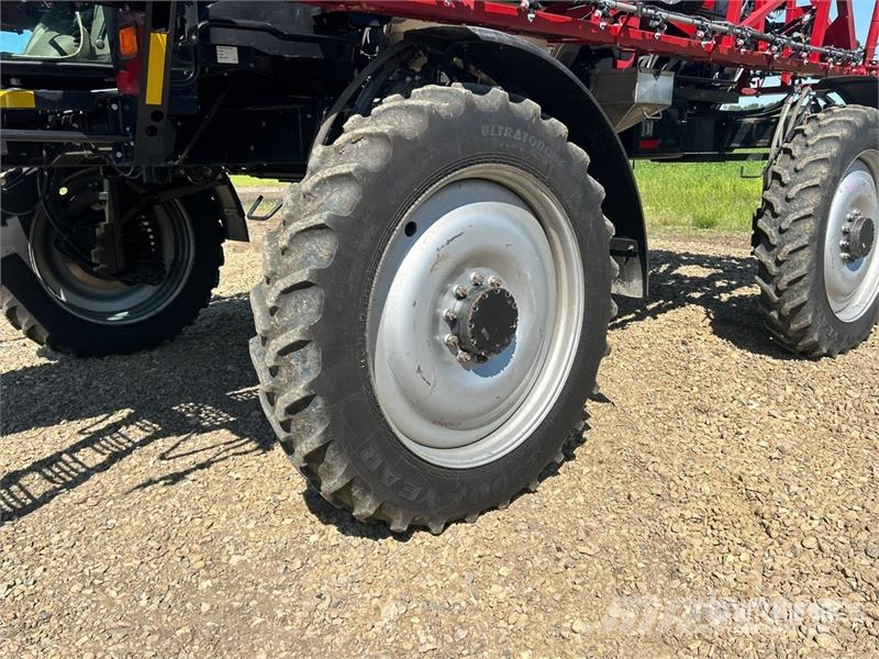 Case IH Patriot 3330 120 ft 4x4 High Clearance Self-Propel Irroratrici semoventi