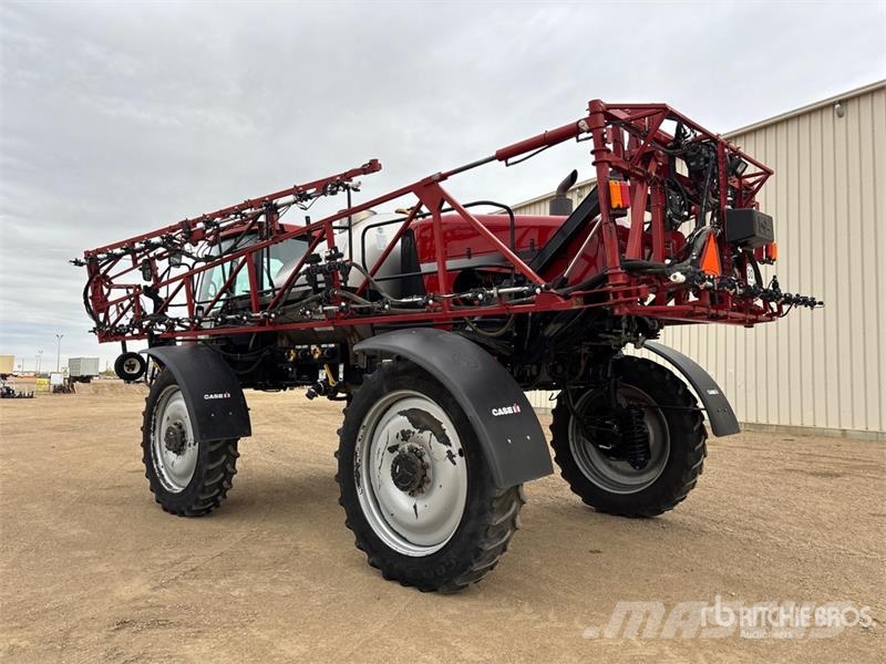Case IH Patriot 3330 100 ft 4x4 High Clearance Self-Propel Itsekulkevat ruiskut