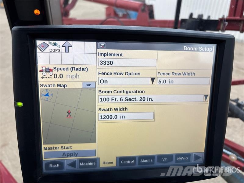 Case IH Patriot 3330 100 ft 4x4 High Clearance Self-Propel Itsekulkevat ruiskut