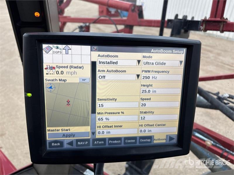 Case IH Patriot 3330 100 ft 4x4 High Clearance Self-Propel Itsekulkevat ruiskut