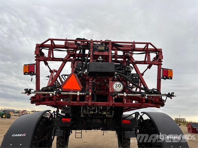 Case IH Patriot 3330 100 ft 4x4 High Clearance Self-Propel Itsekulkevat ruiskut