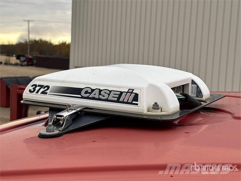 Case IH Patriot 3330 100 ft 4x4 High Clearance Self-Propel Itsekulkevat ruiskut