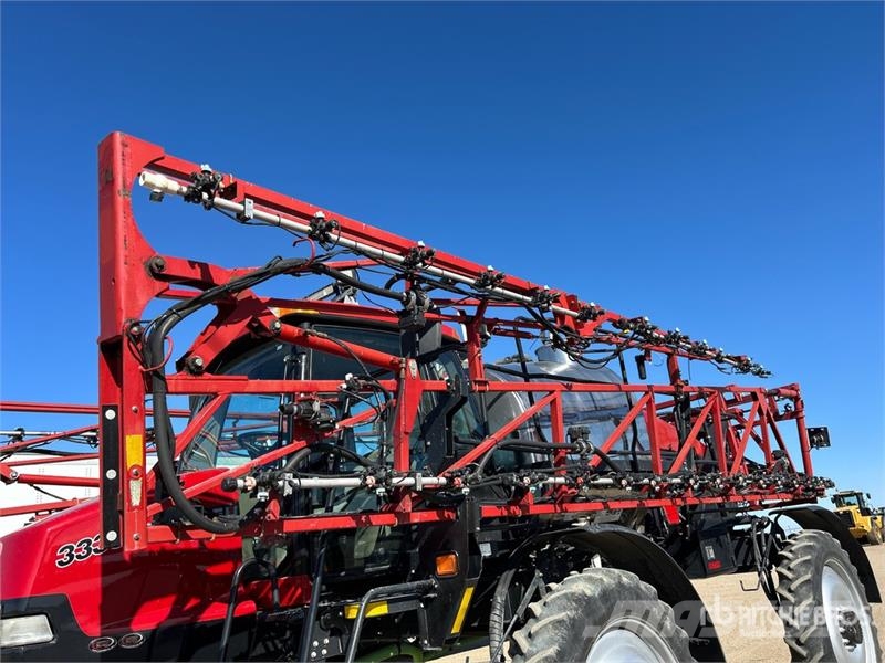 Case IH Patriot 3330 100 ft 4x4 High Clearance Self-Propel رشاشات ذاتية الحركة
