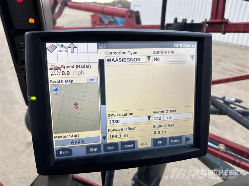 Case IH Patriot 3330 100 ft 4x4 High Clearance Self-Propel Itsekulkevat ruiskut
