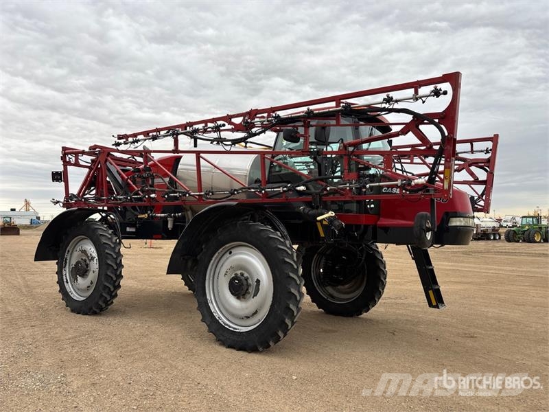 Case IH Patriot 3330 100 ft 4x4 High Clearance Self-Propel Itsekulkevat ruiskut