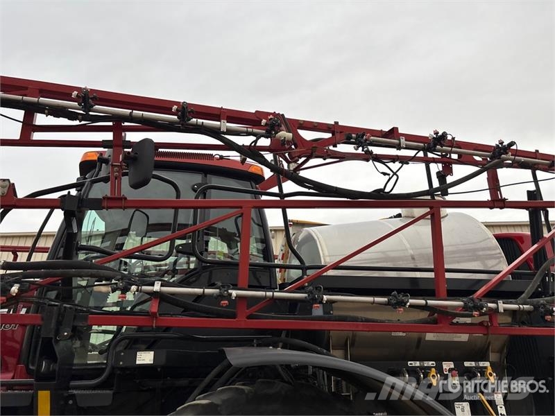Case IH Patriot 3330 100 ft 4x4 High Clearance Self-Propel Itsekulkevat ruiskut