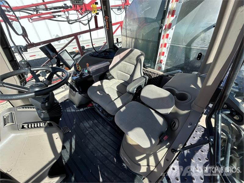 Case IH Patriot 3330 100 ft 4x4 High Clearance Self-Propel رشاشات ذاتية الحركة