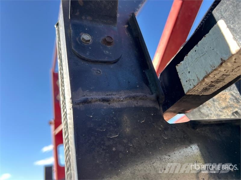 Case IH Patriot 3330 100 ft 4x4 High Clearance Self-Propel رشاشات ذاتية الحركة