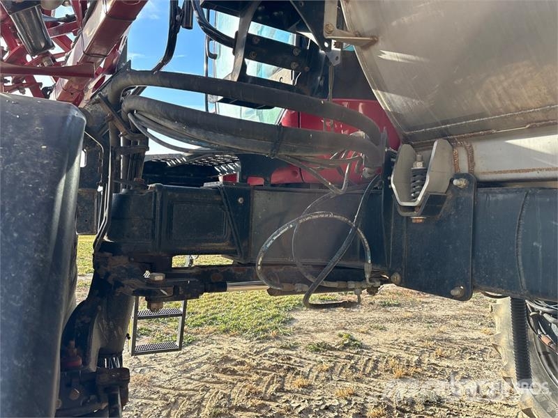 Case IH Patriot 4430 120 ft 4x4 High Clearance Self-Propel Self-propelled sprayers