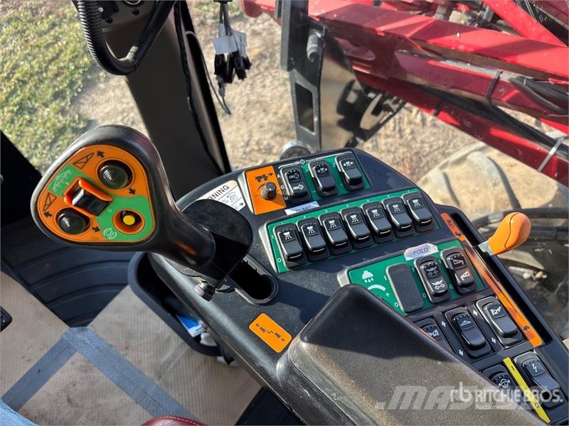 Case IH Patriot 4430 120 ft 4x4 High Clearance Self-Propel Self-propelled sprayers