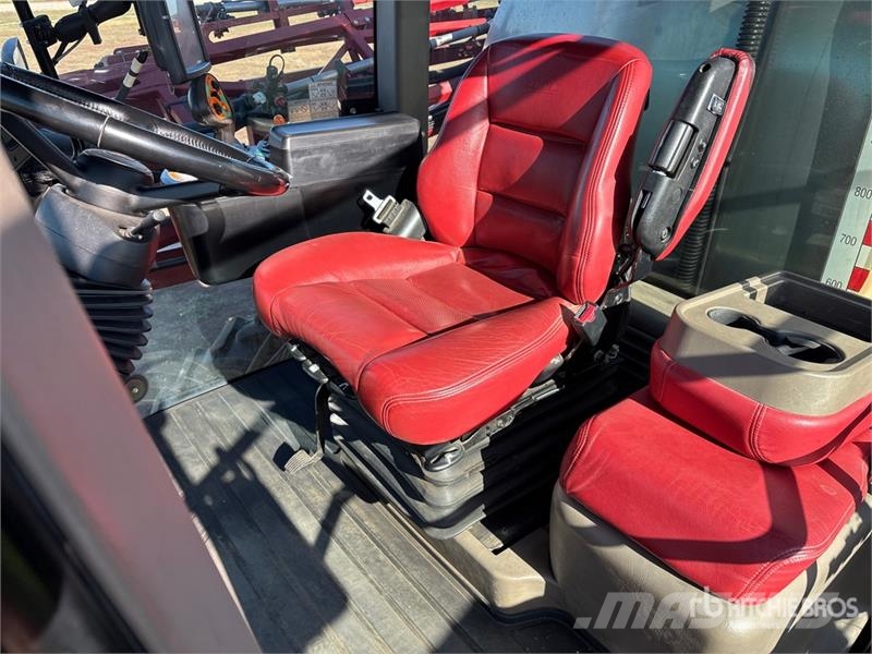 Case IH Patriot 4440 120 ft 4x4 High Clearance Self-Propel Self-propelled sprayers