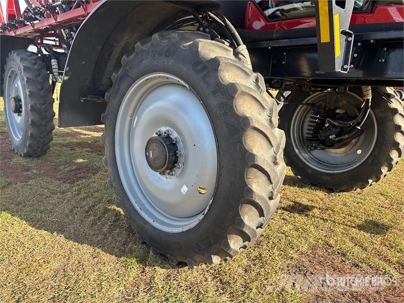 Case IH Patriot 4440 120 ft 4x4 High Clearance Self-Propel Samohodne škropilnice