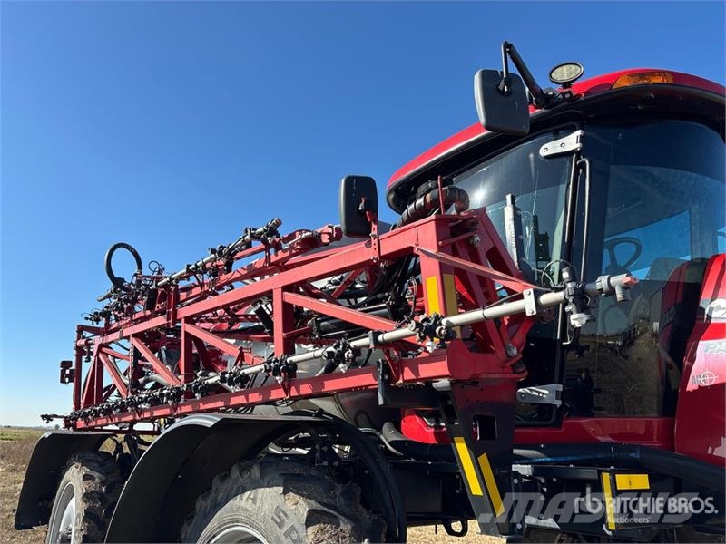 Case IH Patriot 4440 120 ft 4x4 High Clearance Self-Propel Pašgājēji smidzinātāji
