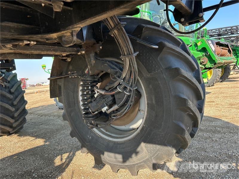 Case IH Patriot 4440 120 ft 4x4 High Clearance AIM Command Selbstfahrende Sprühgeräte