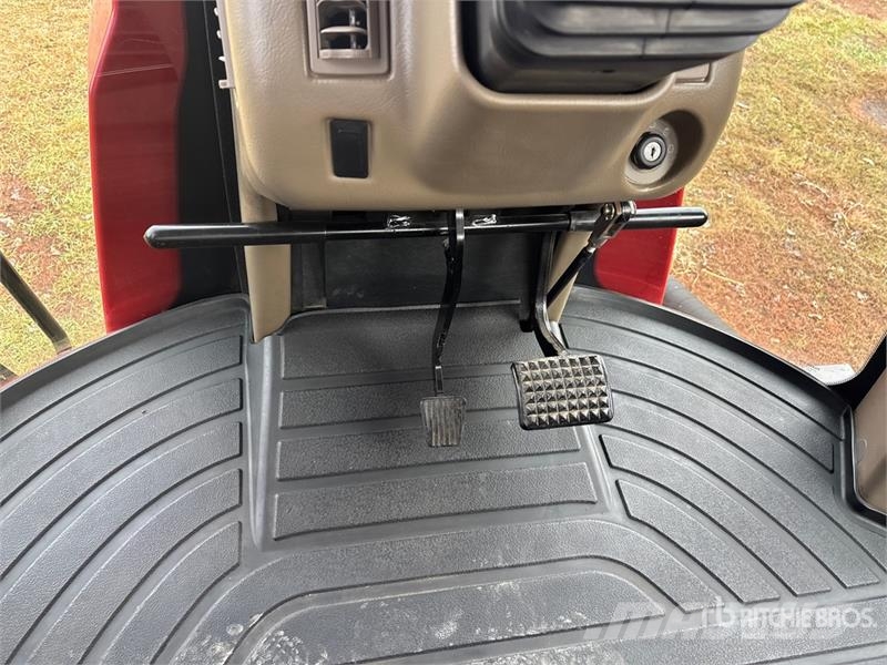 Case IH Patriot 4440 120 ft 4x4 High Clearance Self-Propel Samohodne škropilnice