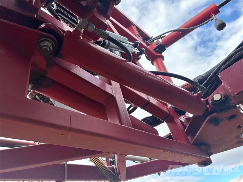Case IH Patriot 4440 120 ft 4x4 High Clearance Self-Propel Samohodne škropilnice