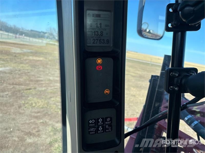 Case IH Patriot 4440 120 ft 4x4 High Clearance Self-Propel Self-propelled sprayers