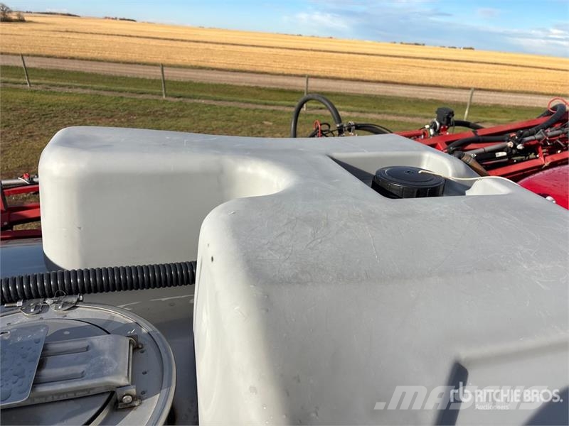 Case IH Patriot 4440 120 ft 4x4 High Clearance Self-Propel Samohodne škropilnice