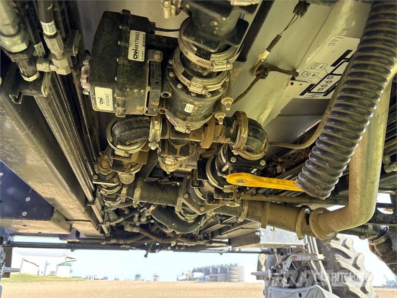 Case IH Patriot 4450 120 ft 4x4 High Clearance Self-Propel Self-propelled sprayers