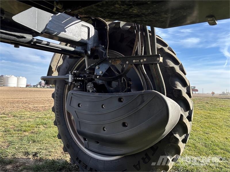 Case IH Patriot 4450 120 ft 4x4 High Clearance Self-Propel Self-propelled sprayers