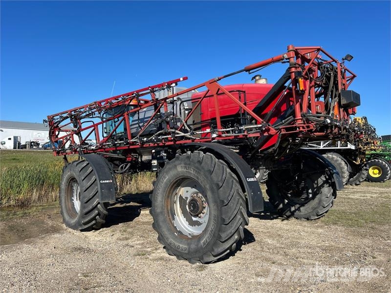 Case IH Patriot SPX 4420 100 ft High Clearance Self-Propel Samohodne škropilnice
