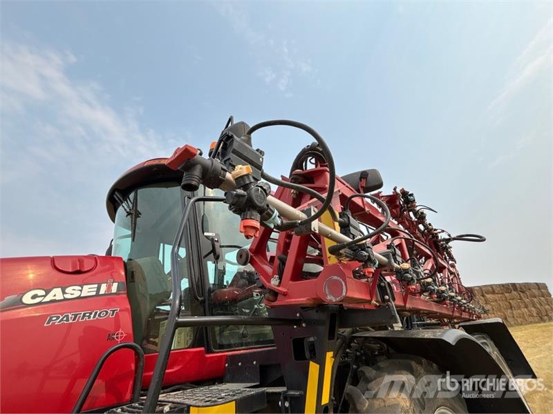 Case IH Patroit 4440 120 ft 4x4 High Clearance Self-Propel رشاشات ذاتية الحركة