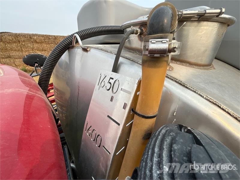 Case IH Patroit 4440 120 ft 4x4 High Clearance Self-Propel رشاشات ذاتية الحركة
