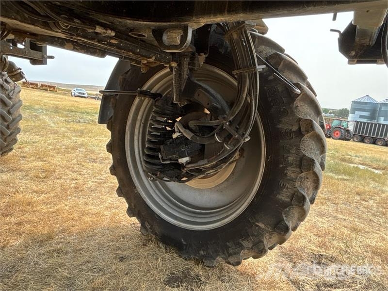 Case IH Patroit 4440 120 ft 4x4 High Clearance Self-Propel رشاشات ذاتية الحركة